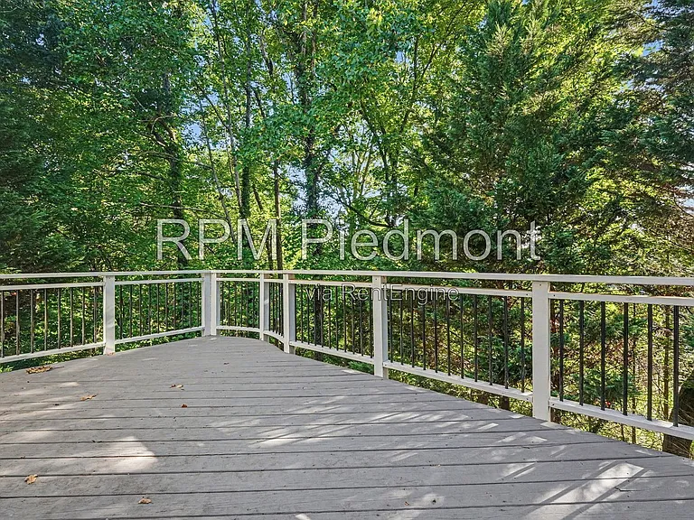 550 Claudel Ct SW — Photo 5