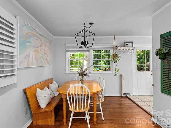 5th image of 5015 Murrayhill Rd