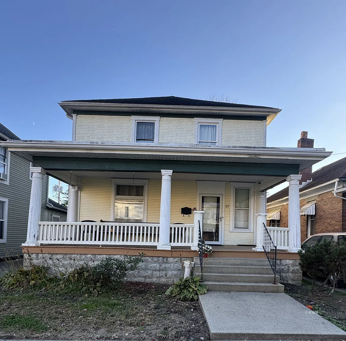 57 W Franklin St photo 1