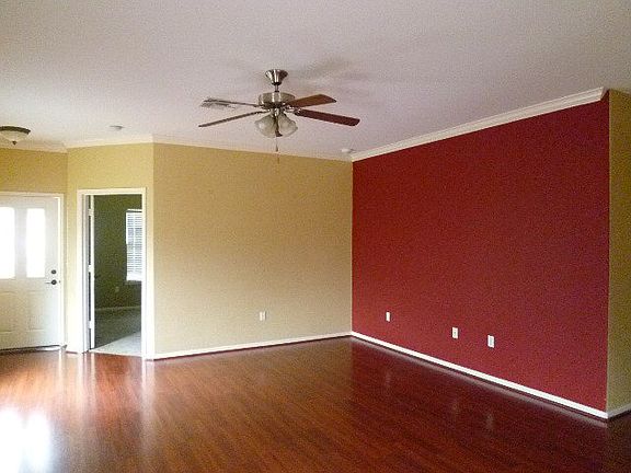 2nd image of 105 Glacier Ct
