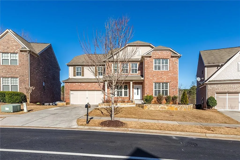 5 bed, 3.5 bath, 3988 sqft, $4,400 — Photo 1