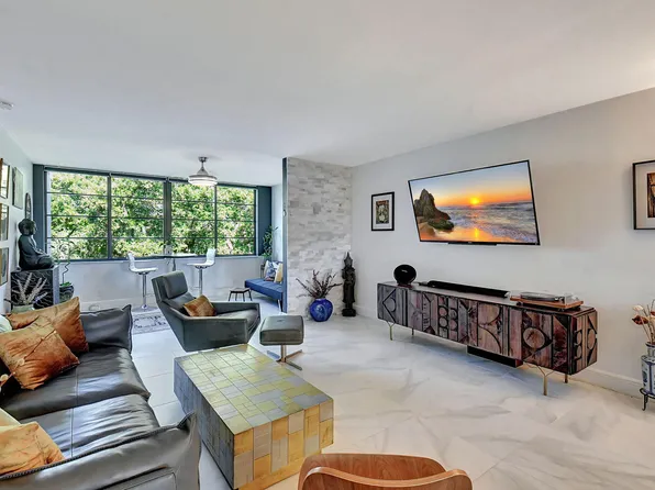 5550 Witney Drive #310, Delray Beach, FL 33484