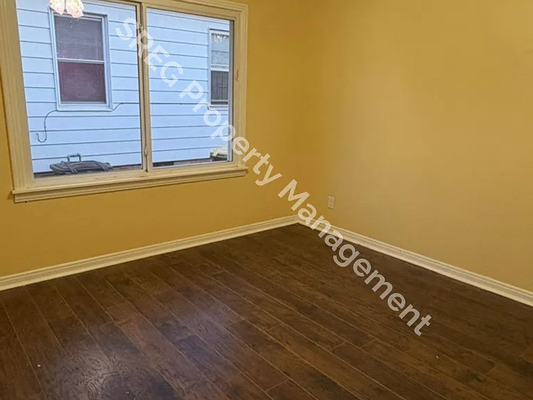 4719 West St — Photo 6