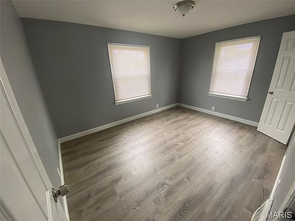 4th image of 8306 Whitewater Dr