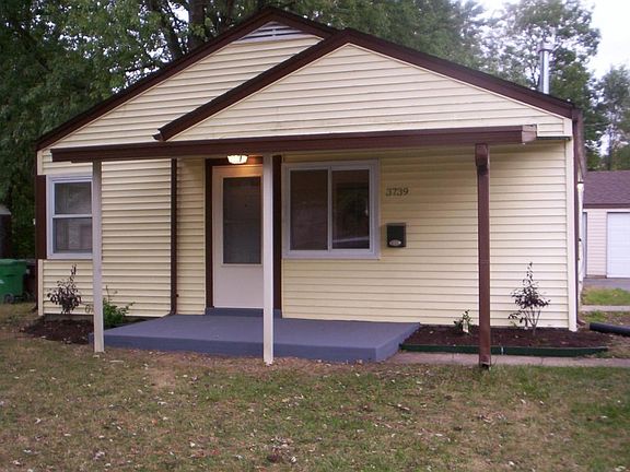 2nd image of 3739 Marlin Ave