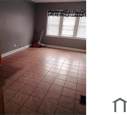 8540 S Phillips Ave — Photo 6