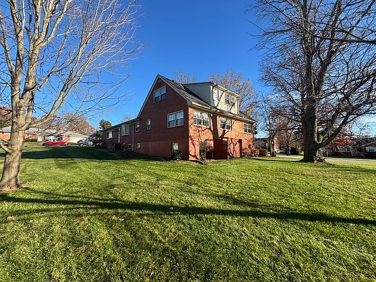 373 Bonta Dr — Photo 4