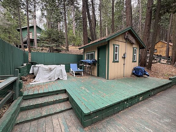 2nd image of 10600 Pine Dr