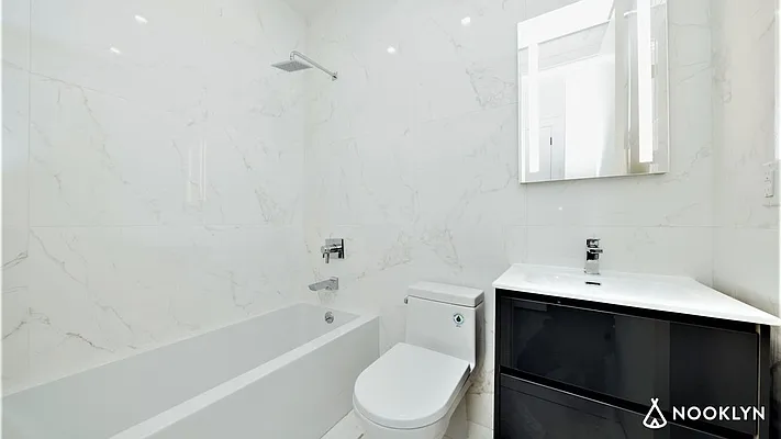 Rented by Nooklyn NYC LLC | media 81