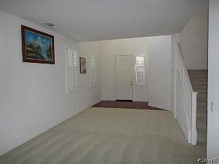 4th image of 33132 Yucca St