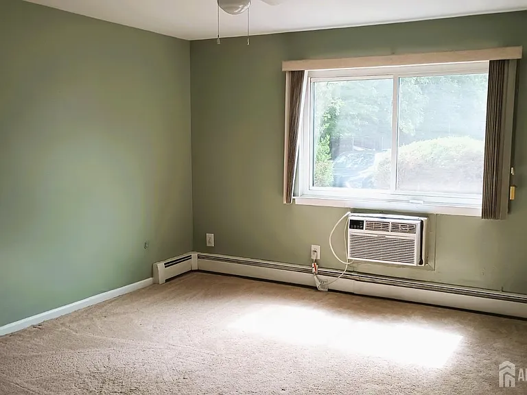 117 Cricket Ln — Photo 11