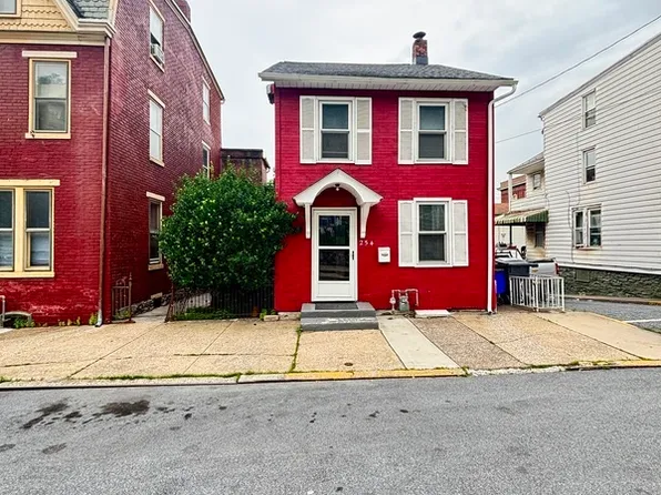 254 S 2nd St, Steelton, PA 17113