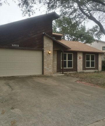 2nd image of 7110 Sidbury Cir