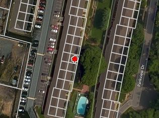 64 E Maple St #64, Teaneck, NJ 07666