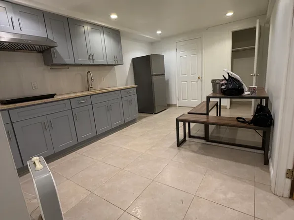 (undisclosed Address), Bayside, NY 11361
