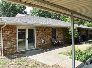 2116A Augusta Dr, Henderson, KY 42420