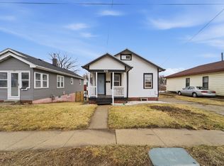 230 E 12th St N, Newton, IA 50208