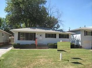 226 Erieview Blvd, Sheffield Lake, OH