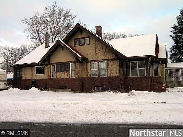 2nd image of 221 1st St W