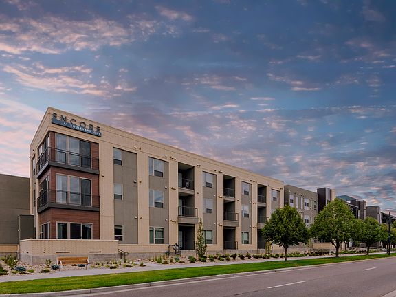 2nd image of 7108 E Lowry Blvd #2168