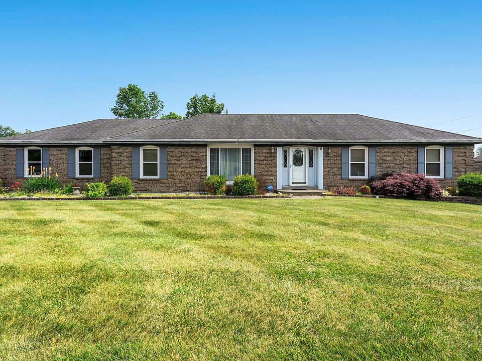 1st image of 8878 Valley Circle Dr