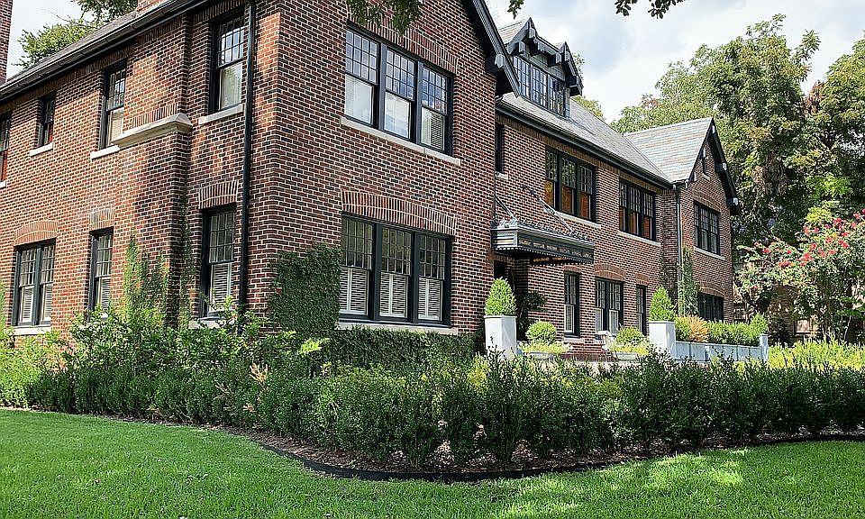 1st image of 5803 Swiss Ave