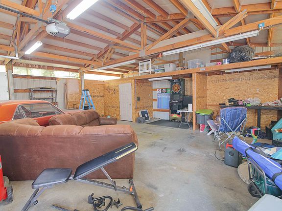 5th image of 3406 5th St E