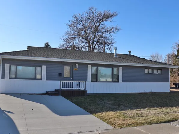 1908 Shoshoni Trail S, Cody, WY 82414