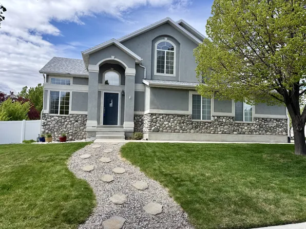 6382 S Uintah Peak Dr, Taylorsville, UT 84129