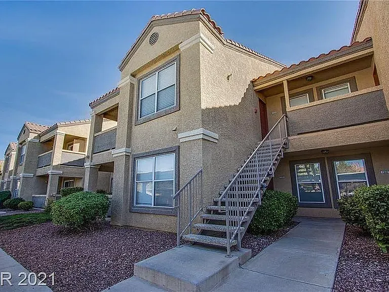 Silverado Ranch Blvd, Las Vegas — Photo 4