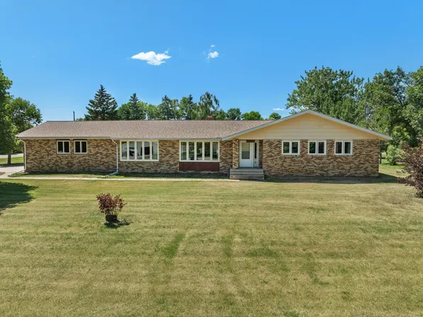 495 2nd Ave, Newburg, ND 58762