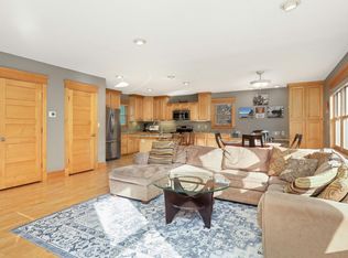 100 Fairview Ave S, Saint Paul, MN 55105