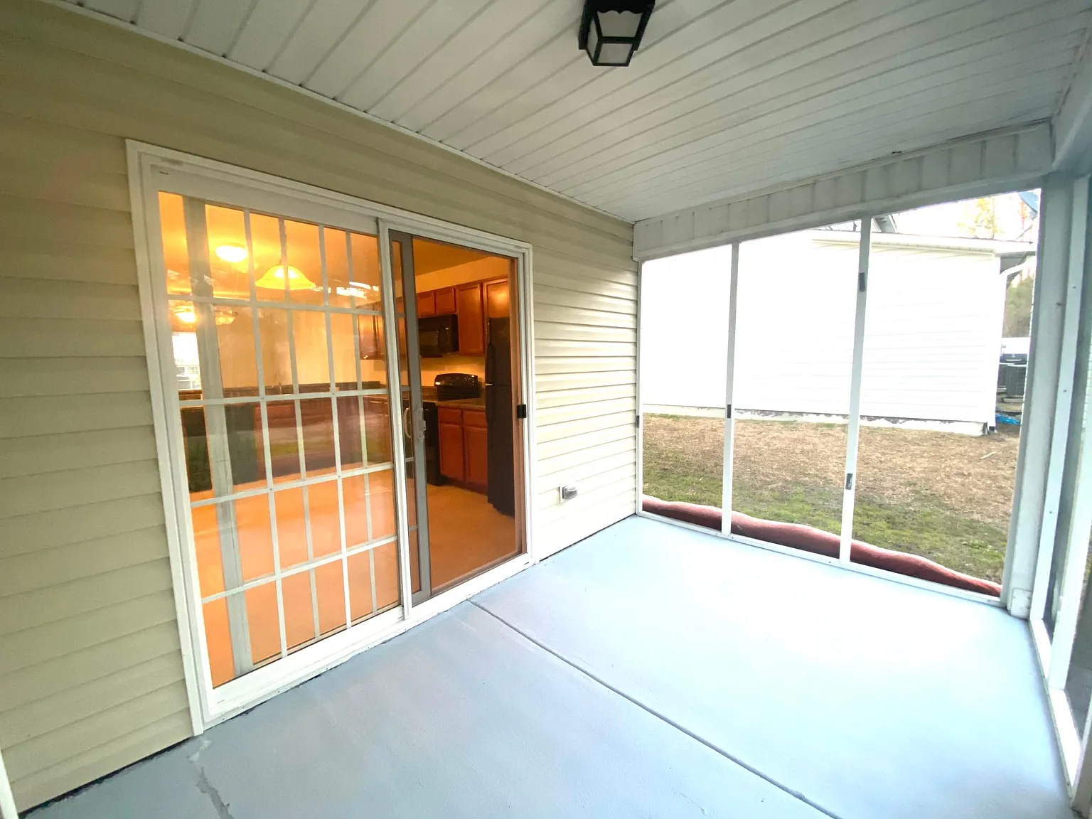 4010 Banister Loop — Photo 4