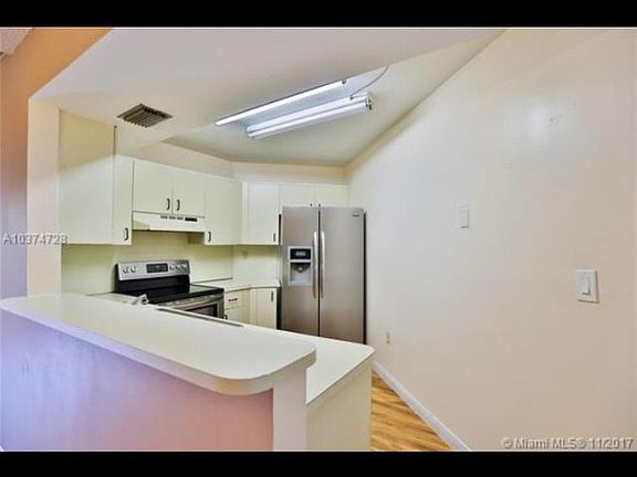 3rd image of 9731 Fontainebleau Blvd #0