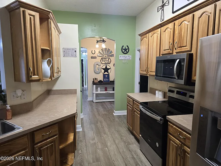 906 County Road 217 — Photo 11