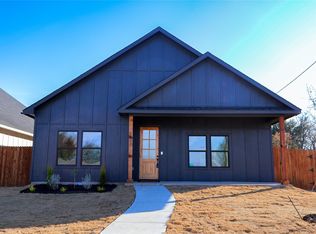 3400 Avenue E, Fort Worth, TX 76105