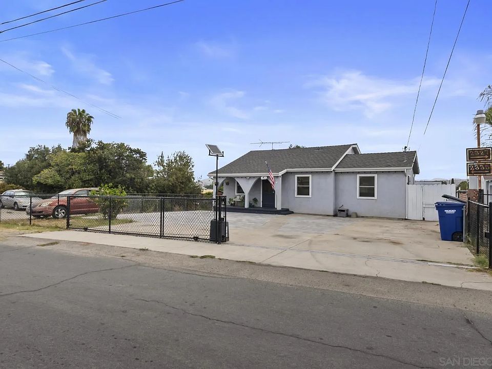 1st image of 2335 Bonita St