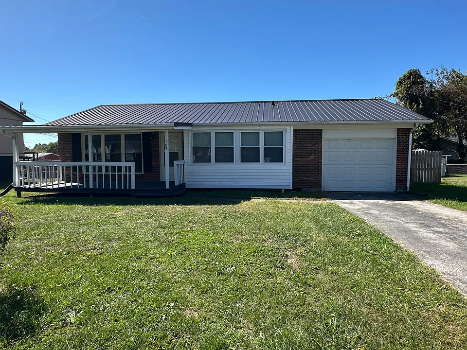 309 Candace St