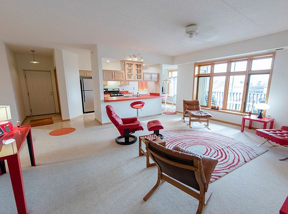 4th image of 18610 Pine Lake Dr APT 2A