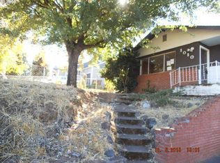 1010 NE Douglas Ave, Myrtle Creek, OR 97457