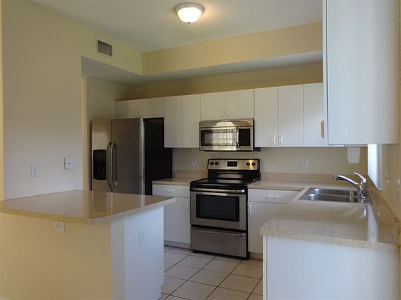 5th image of 10850 Nw 34th Court