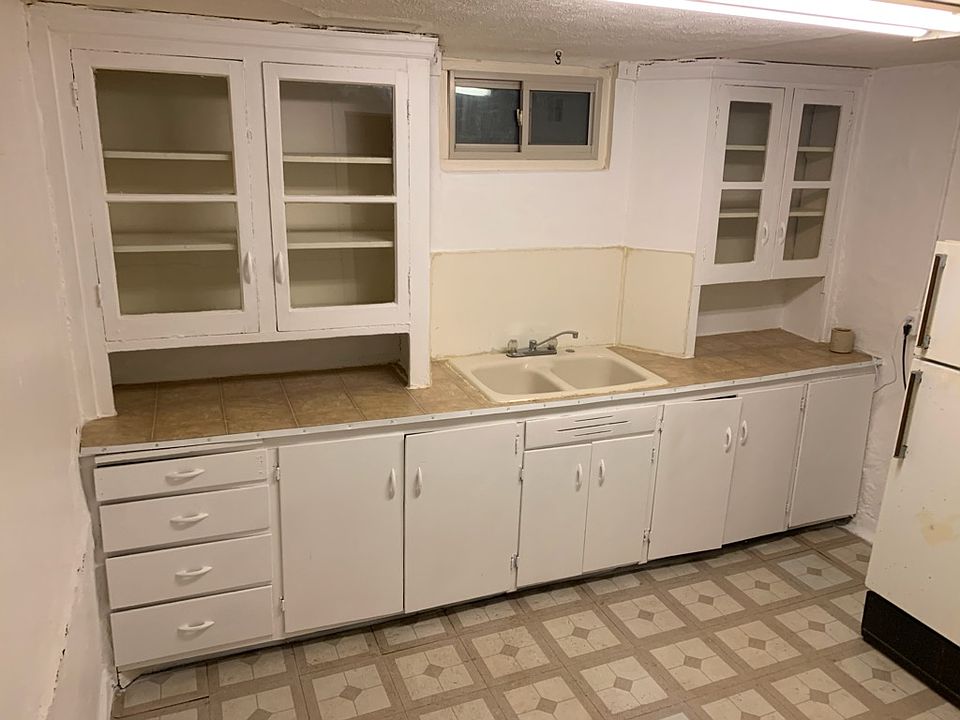 1st image of 1955 A St #7