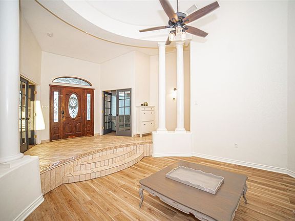 5th image of 10266 S Fairway Ln