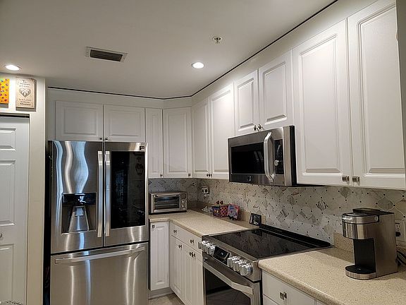 4th image of 13570 Westport Dr APT 205