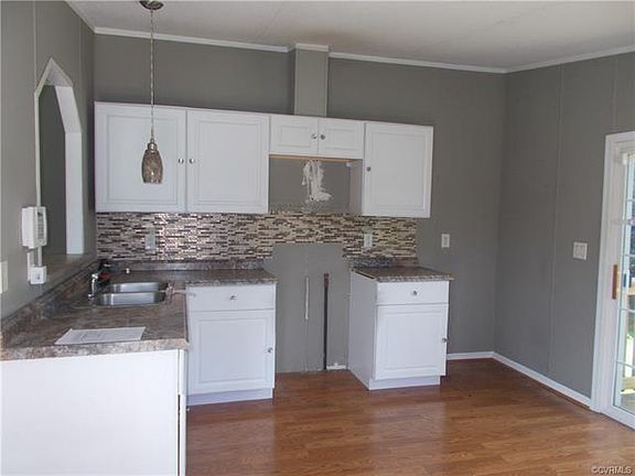 5th image of 23091 Carolwood Ln