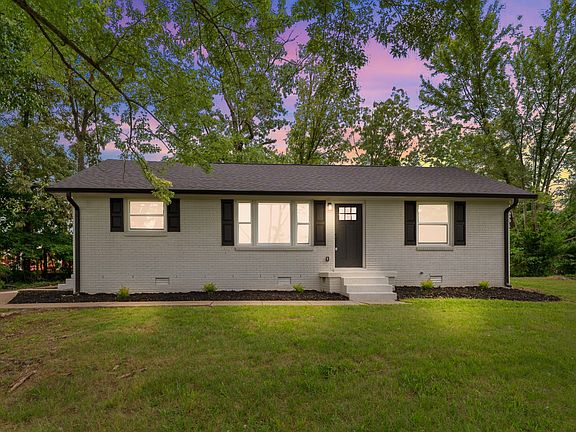 2nd image of 608 Zinnia Dr
