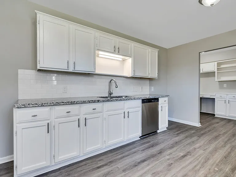 4511 Tangle Creek Ln — Photo 12