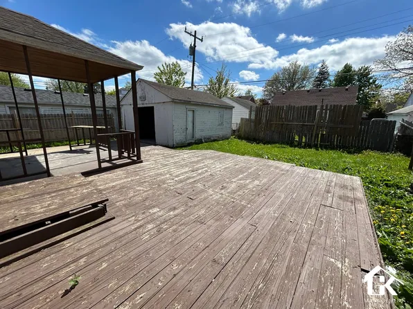 5915 Farmbrook St, Detroit, MI 48224