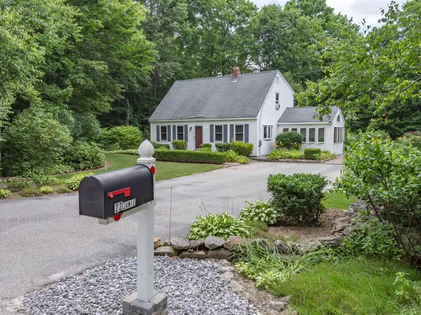 22 Jamie Drive, Weare, NH 03281