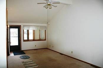 2nd image of 431 Morningside Dr APT 431